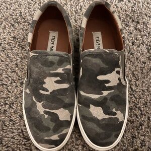 Steve Madden Camo Shoes